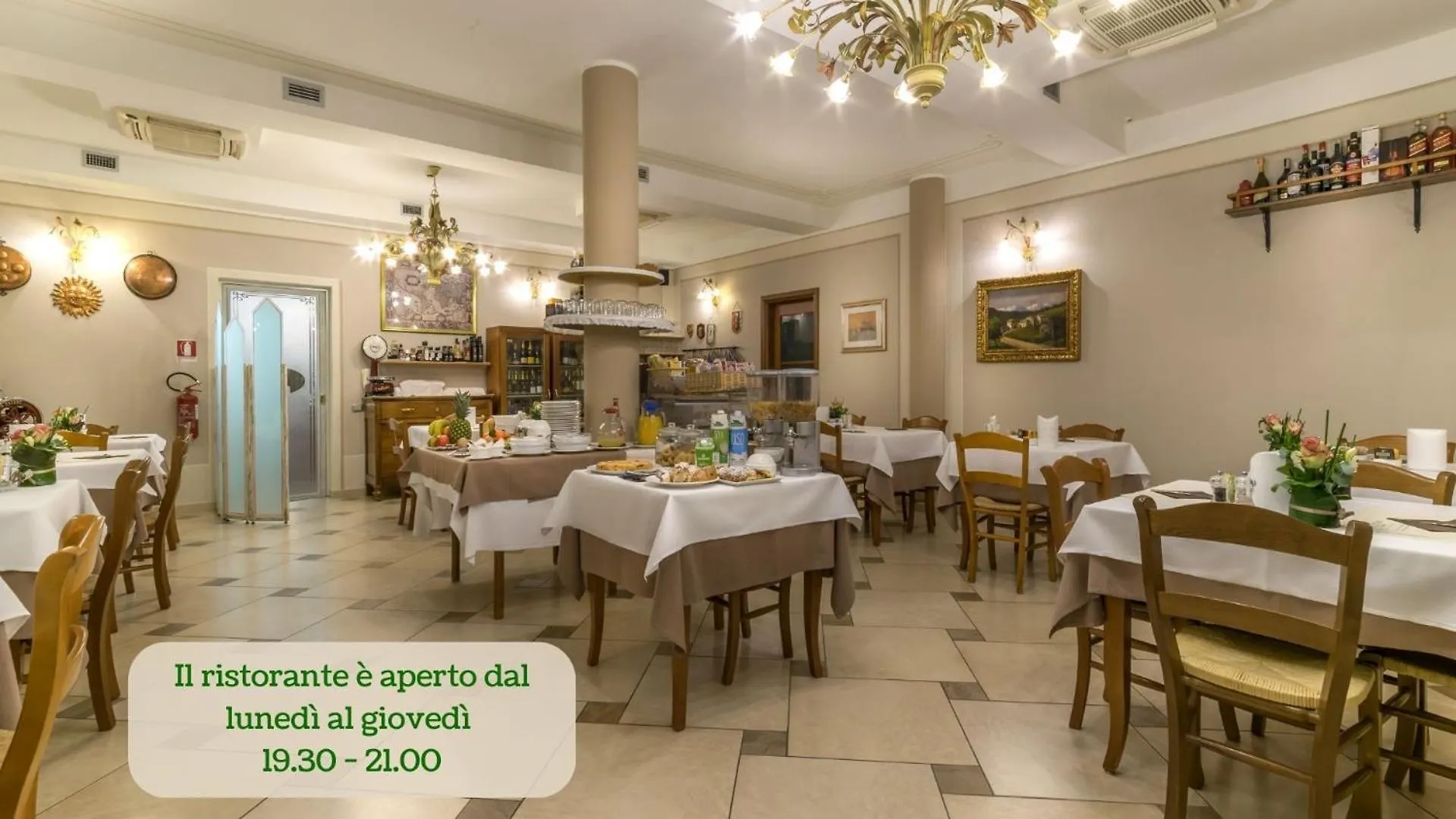 Hotel Tre Torri Medolla 4*,  إيطاليا